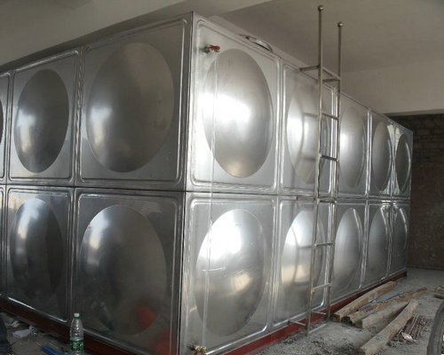 不锈钢组合水箱与镀锌水箱的区别有哪些?